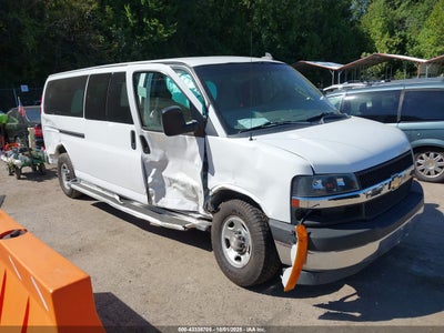 CHEVROLET EXPRESS 3500 2017