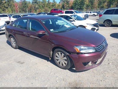 VOLKSWAGEN PASSAT 2012