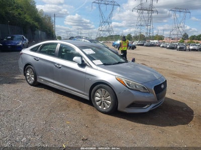 HYUNDAI SONATA HYBRID 2016