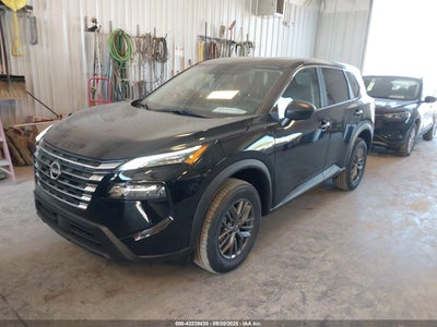 NISSAN ROGUE 2026