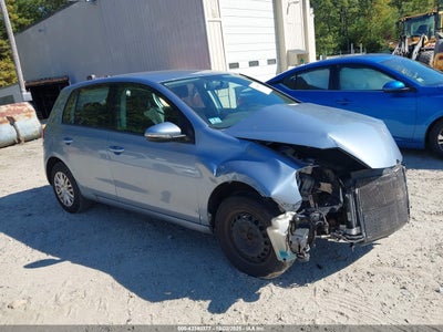 VOLKSWAGEN GOLF 2012