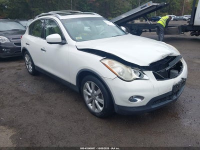 INFINITI EX35 2011