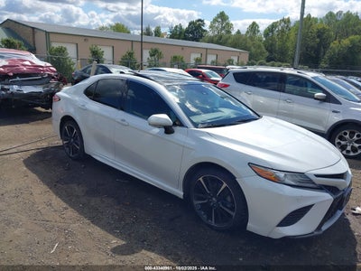 TOYOTA CAMRY 2018