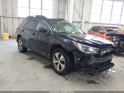 SUBARU OUTBACK 2018