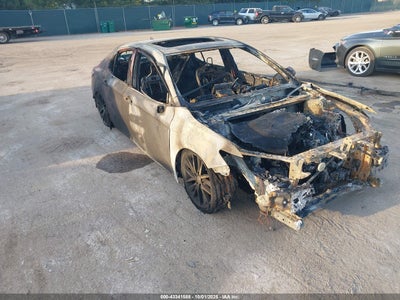 TOYOTA CAMRY 2021