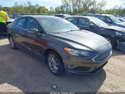 FORD FUSION HYBRID 2017