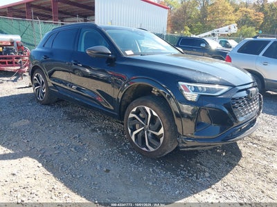 AUDI Q8 E-TRON 2024