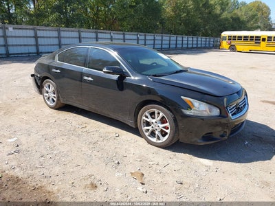NISSAN MAXIMA 2013