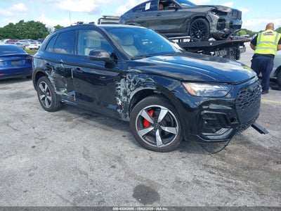 AUDI Q5 2024