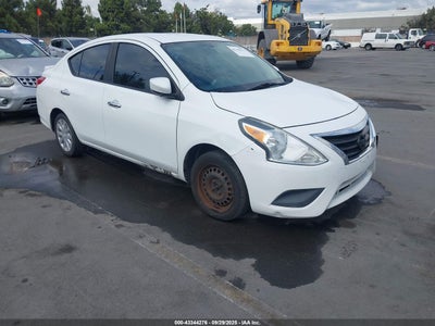 NISSAN VERSA 2016
