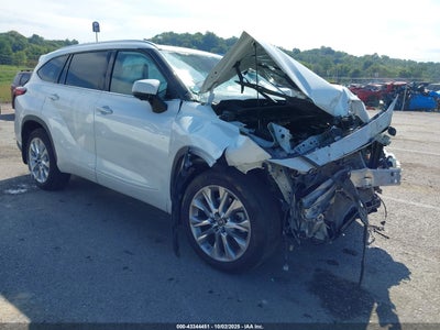 TOYOTA HIGHLANDER 2023