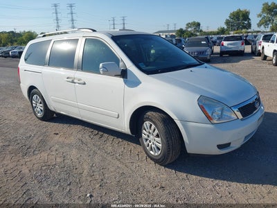 KIA SEDONA 2011