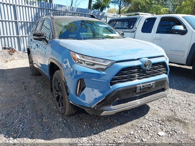 TOYOTA RAV4 2025
