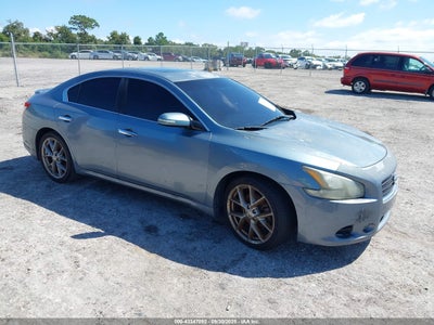 NISSAN MAXIMA 2011