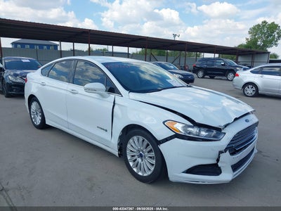 FORD FUSION HYBRID 2015