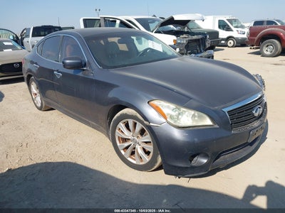 INFINITI M37 2011