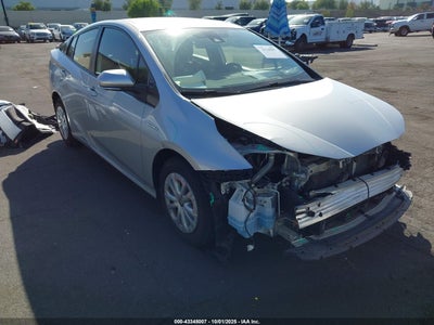 TOYOTA PRIUS 2021