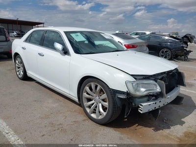 CHRYSLER 300 2019