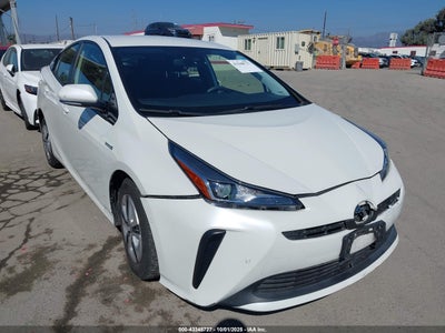 TOYOTA PRIUS 2019