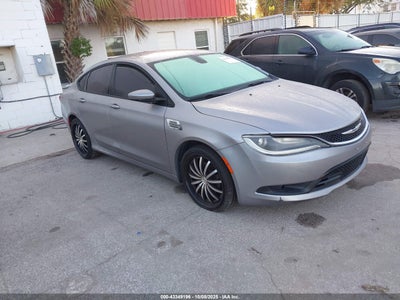 CHRYSLER 200 2015