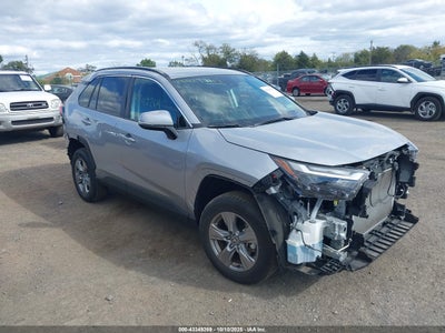 TOYOTA RAV4 2025