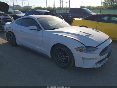 FORD MUSTANG 2020