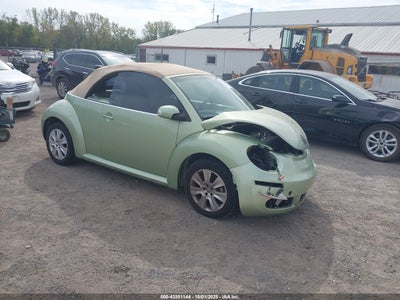 VOLKSWAGEN NEW BEETLE 2008