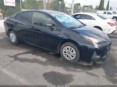 TOYOTA PRIUS 2017