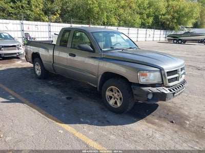 DODGE DAKOTA 2008
