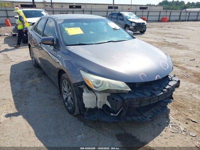 TOYOTA CAMRY HYBRID 2015