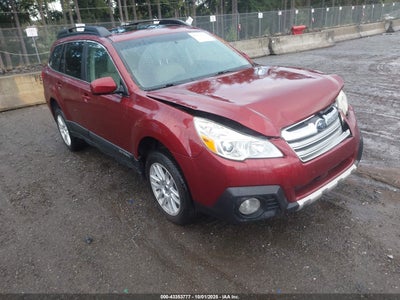 SUBARU OUTBACK 2014