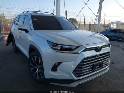 TOYOTA GRAND HIGHLANDER 2025