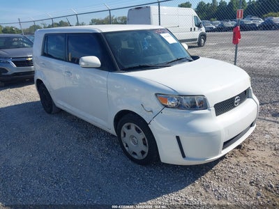 SCION XB 2009