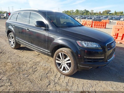 AUDI Q7 2015