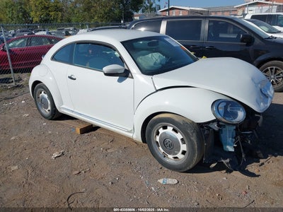 VOLKSWAGEN BEETLE 2016