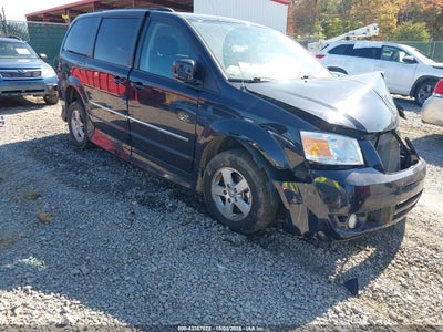 DODGE GRAND CARAVAN 2010