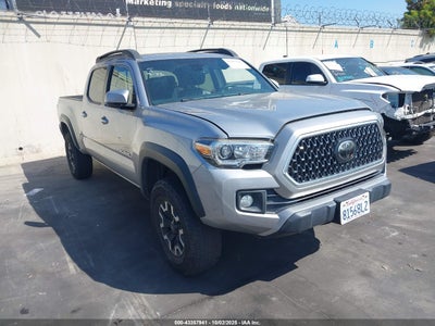 TOYOTA TACOMA 2018