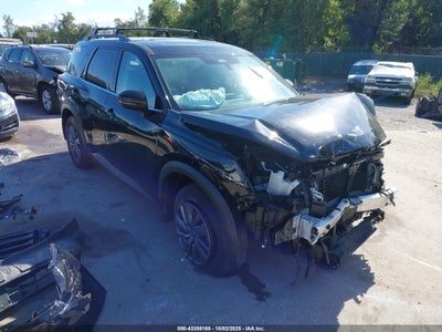 NISSAN PATHFINDER 2024