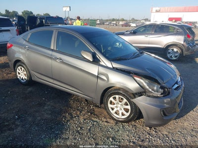 HYUNDAI ACCENT 2013