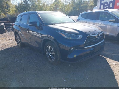 TOYOTA HIGHLANDER 2023