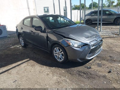 TOYOTA YARIS IA 2017
