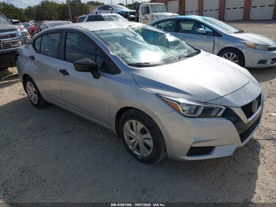 NISSAN VERSA 2020