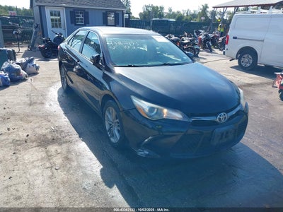 TOYOTA CAMRY 2016