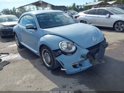 VOLKSWAGEN BEETLE 2012