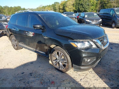 NISSAN PATHFINDER 2019