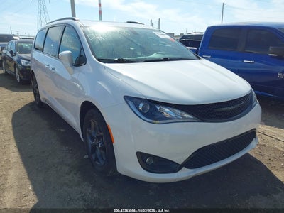 CHRYSLER PACIFICA 2018