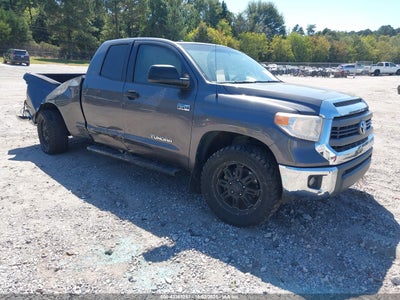 TOYOTA TUNDRA 2015