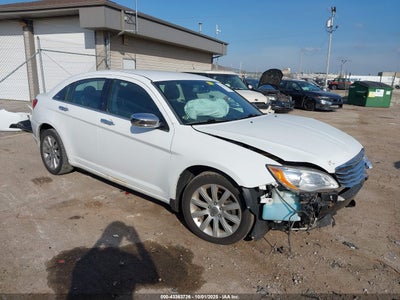 CHRYSLER 200 2014