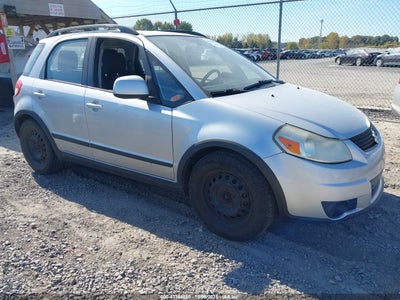 SUZUKI SX4 2011