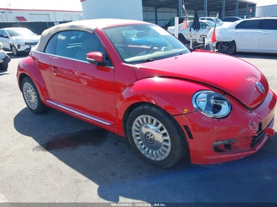 VOLKSWAGEN BEETLE 2013